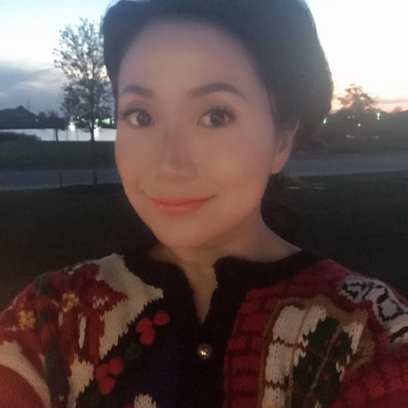 Meet your Posher, Maxine - Picture 1 of 1